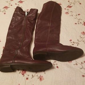 Brown boots